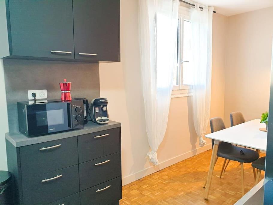 Cosy Mure 4Ch - Stationnement Gratuit Pau Exteriör bild